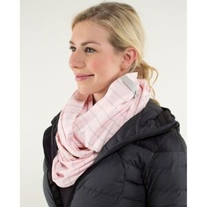 Lululemon Vinyasa Scarf RuluSlalom Stripe Pretty Pink